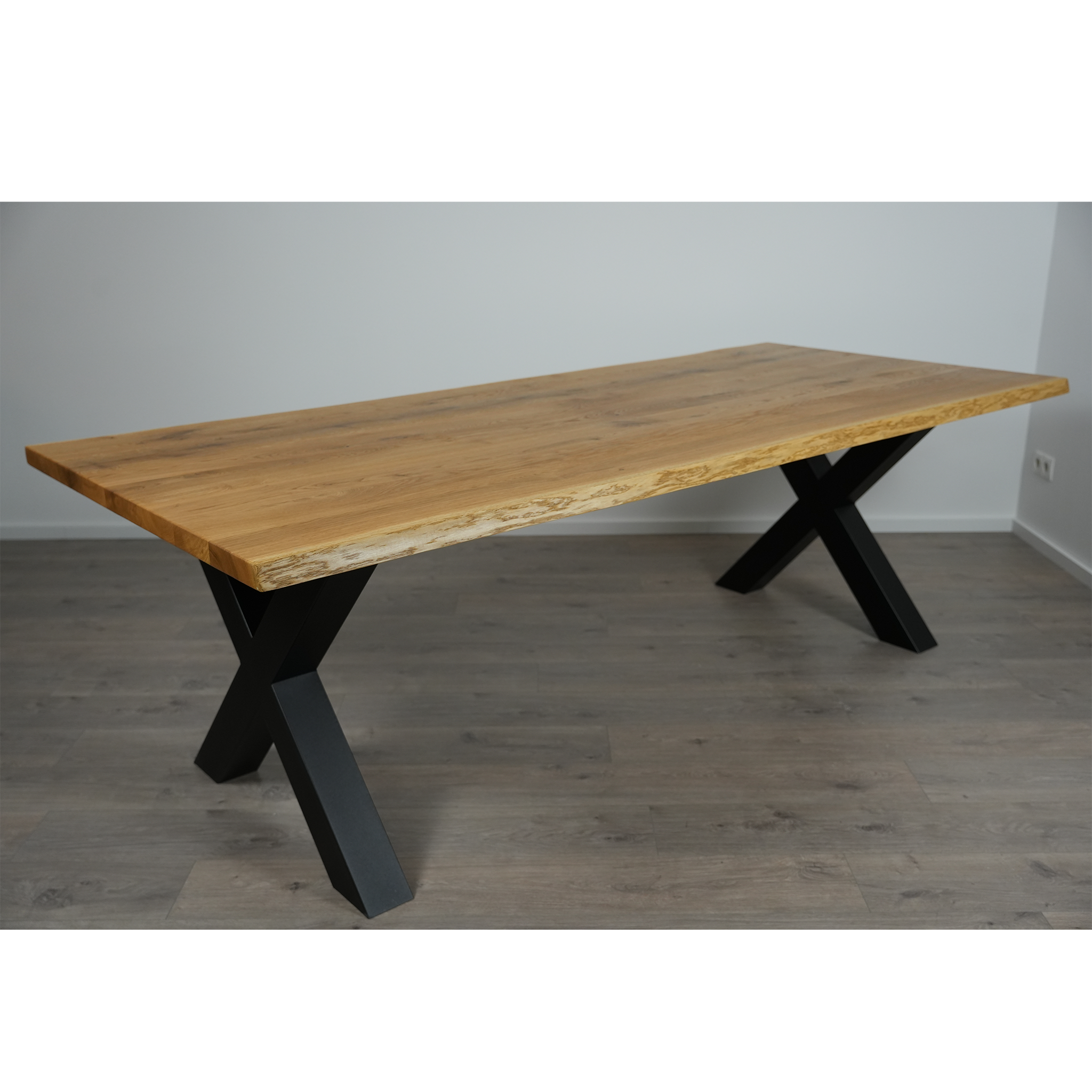 Esstisch Massivholz | Baumkante X - Gestell / Schwarz