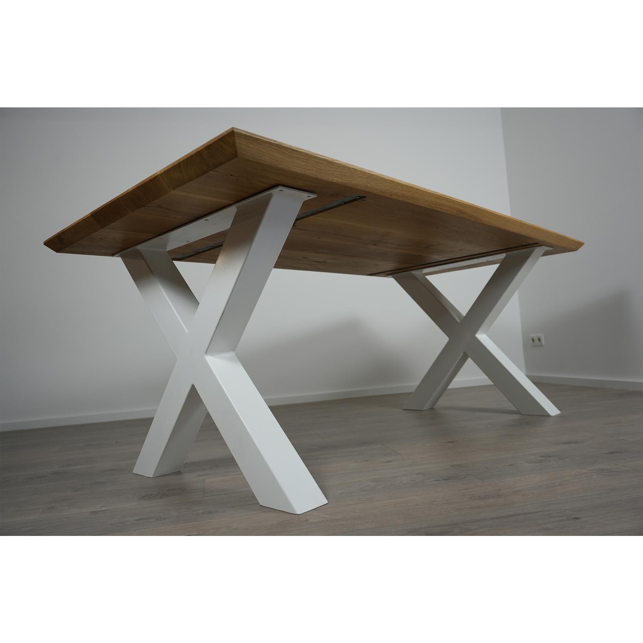 Massivhol Esstisch | Schweizer Kante X - Gestell / Weiß