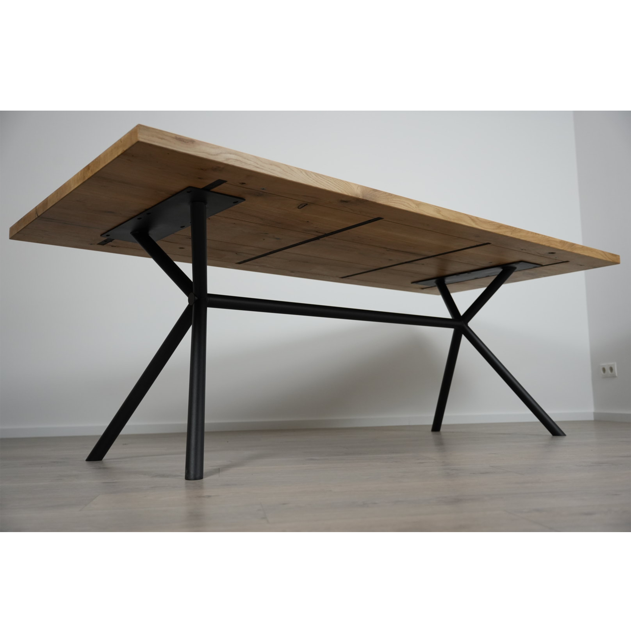 Massivholz Esstisch | Gerade Kante Rex Long Gestell / Schwarz