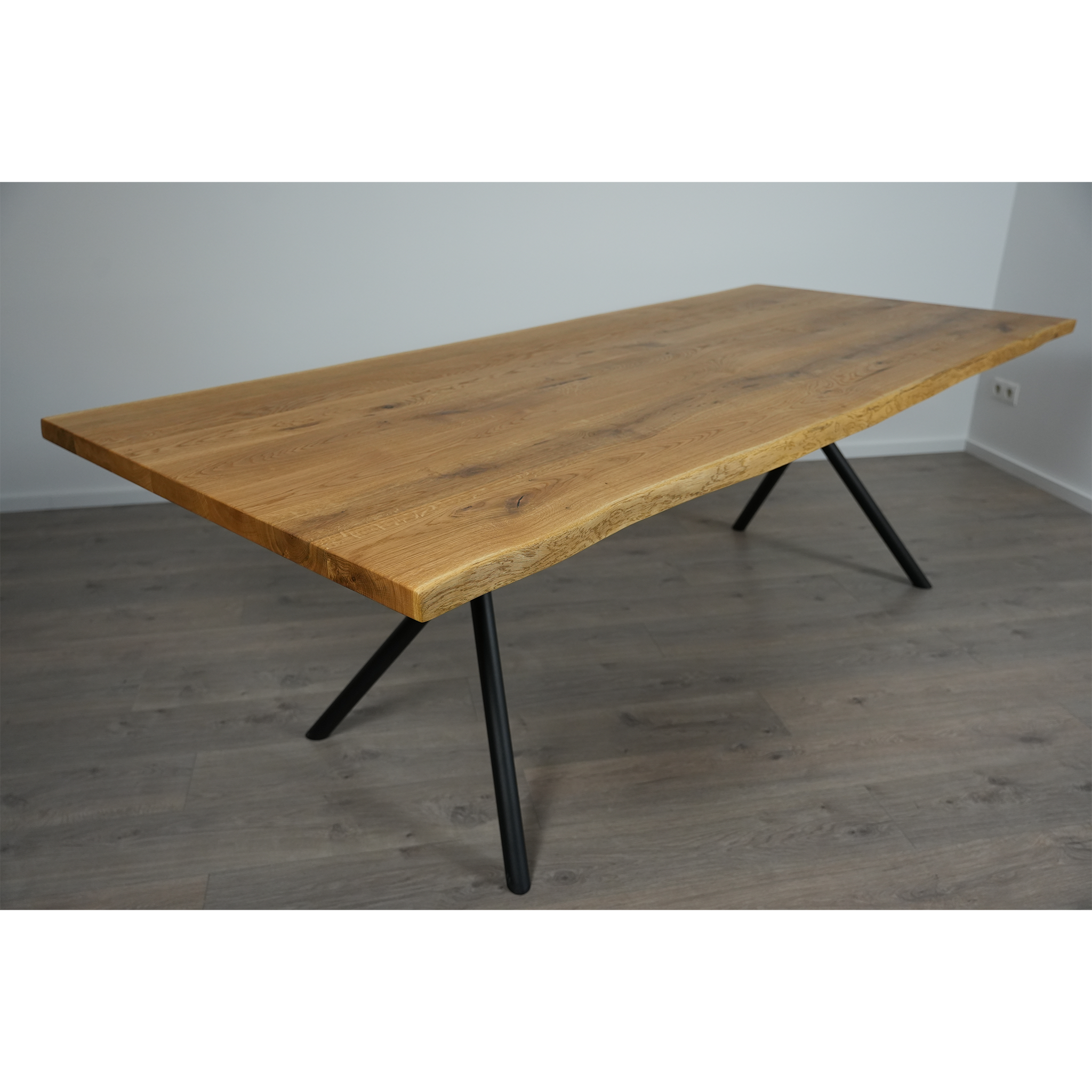 Massivholz Esstisch | Baumkante Rex Long Gestell / Schwarz
