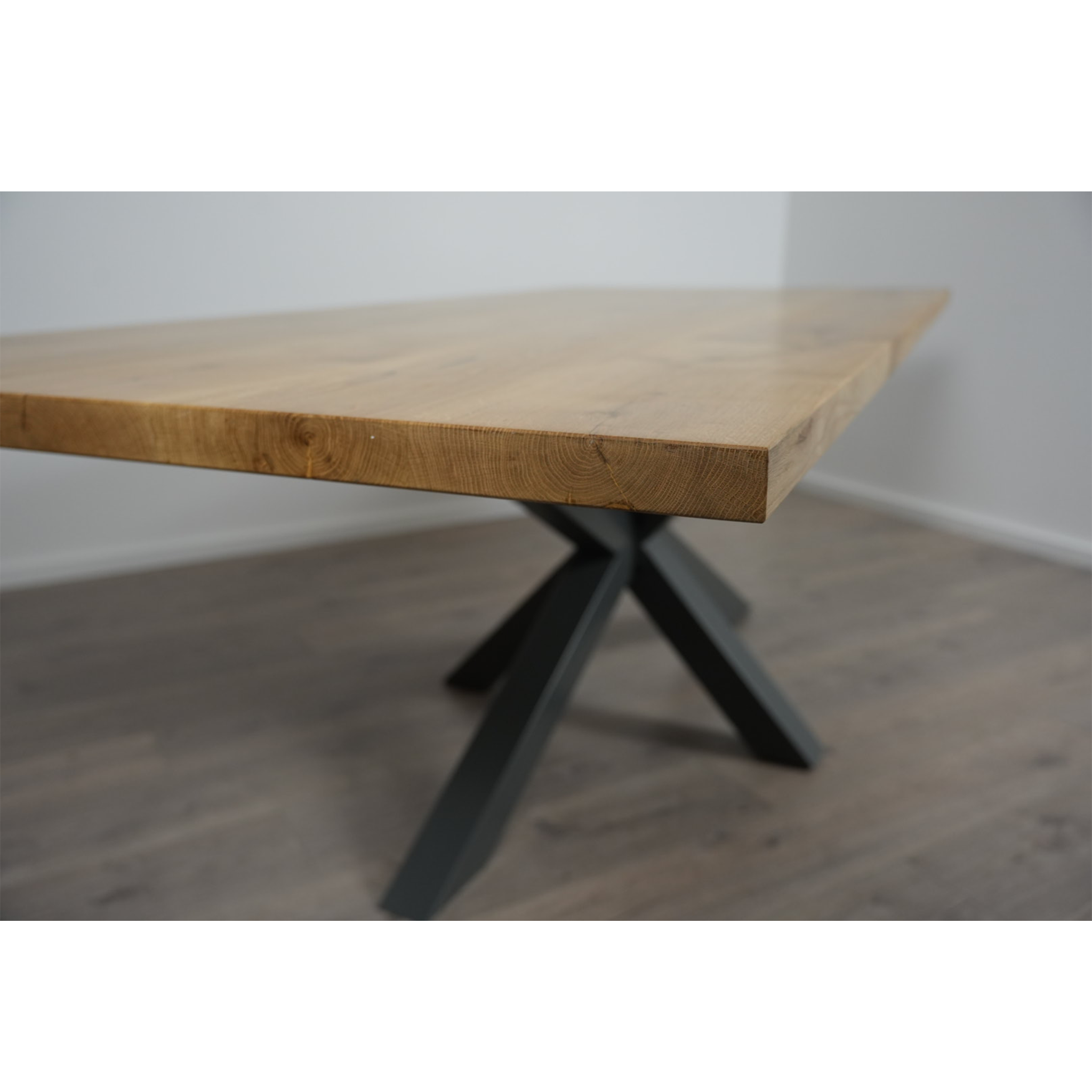 Massivholz Esstisch| Gerade Kante Spider Gestell / Grau